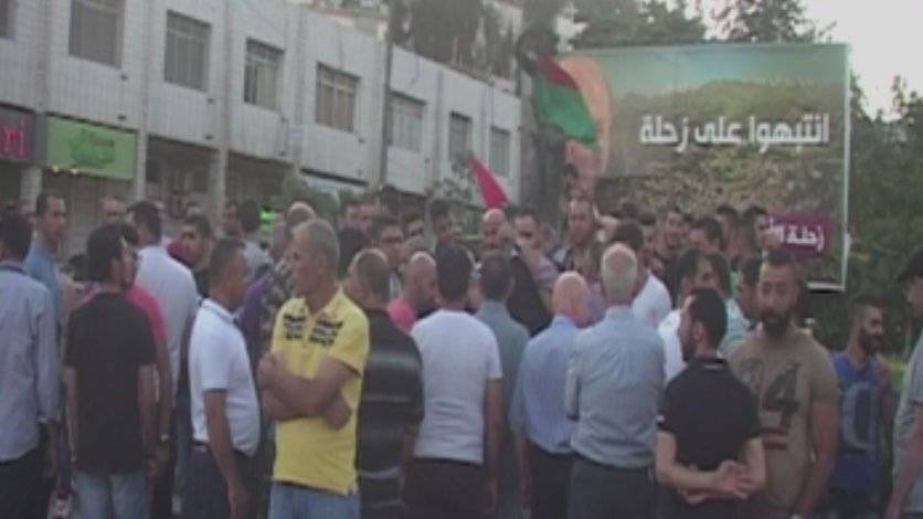 اعتصام لاهالي زحلة احتجاجاً على منافسة السوريين
