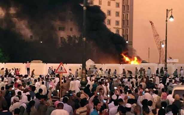 إدانات محليّة واسعة للتفجيرات التي استهدفت المملكة العربيّة السعوديّة
بري أبرق مُعزياً ــ حزب الله : مؤشر آخر على استخفاف الإرهابيين بكلّ مُقدّسات المسلمين
الحريري: يكذبون زاعمين أن المملكة تدعم «داعش».. المشنوق: لن تعيد عاصفة الحزم للوراء