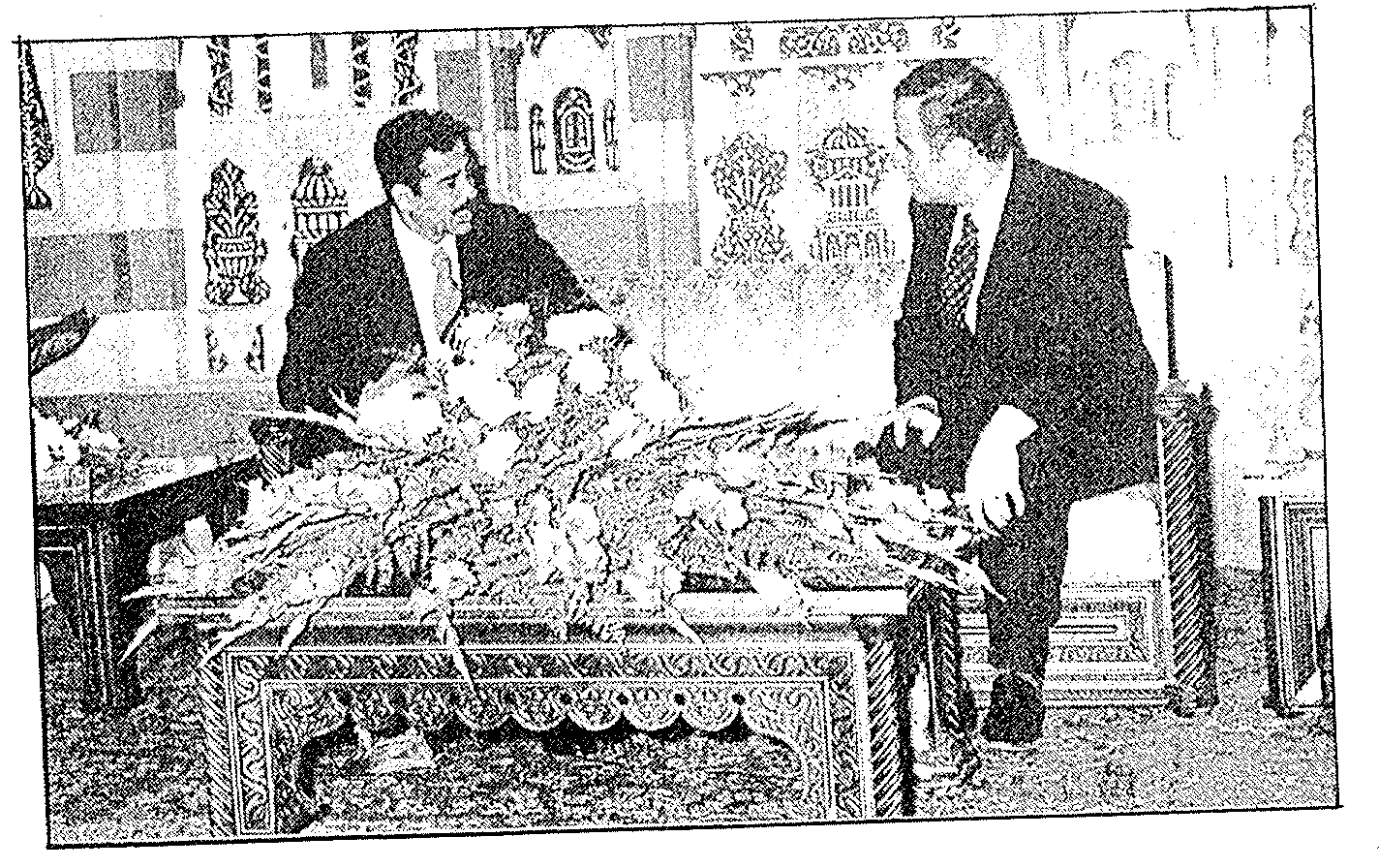 بالفيديو هذه كانت رسالة الرئيس الراحل حافظ الأسد إلى  صدام حسين قبل غزو العراق...