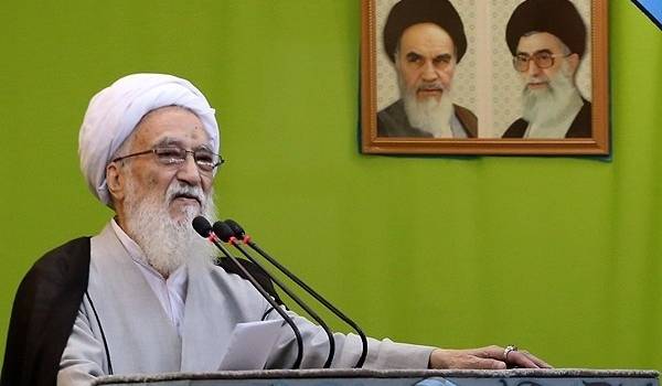 خطيب جمعة طهران: الارهابيون صنيعة اميركا وبريطانيا والصهاينة