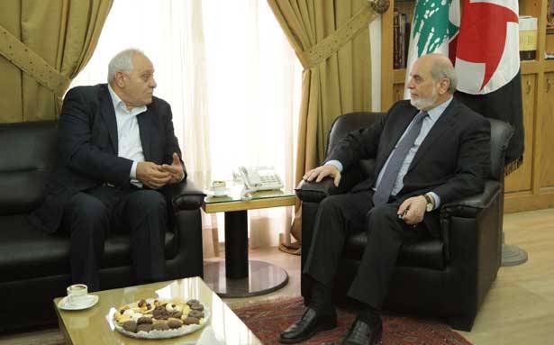 حردان التقى غصن وعرض أهميّة
تفعيل العمل النقابي العربي