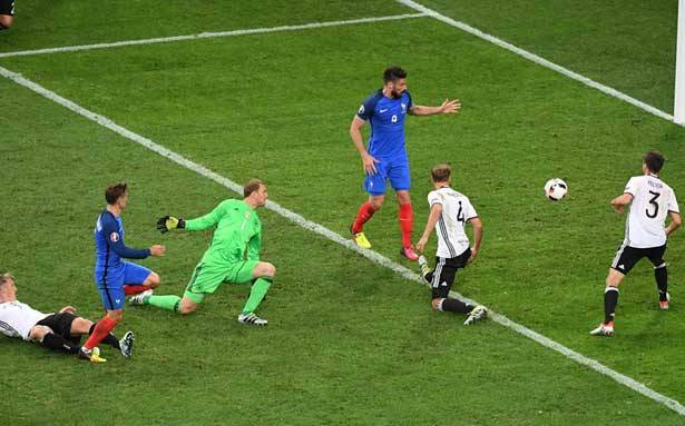 بطولة أمم أوروبا 2016 في كرة القدم
فرنسا تثأر من ألمانيا (2ــ0) وتواجه البرتغال في النهائي