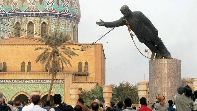 الصنداي تلغراف: بريطانيا فشلت بالتخطيط لمرحلة ما بعد صدام حسين بالعراق
