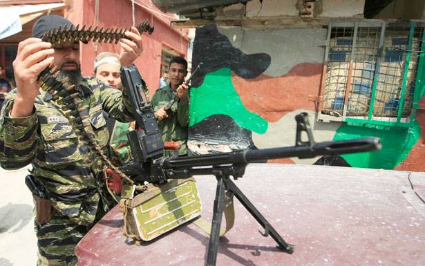 عين الحلوة وتفجير الداخل اللبناني