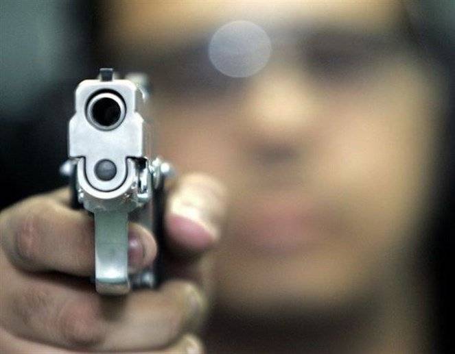 بسبب خلافات سابقة.. أطلق النار عليهما في ساحة نحلة