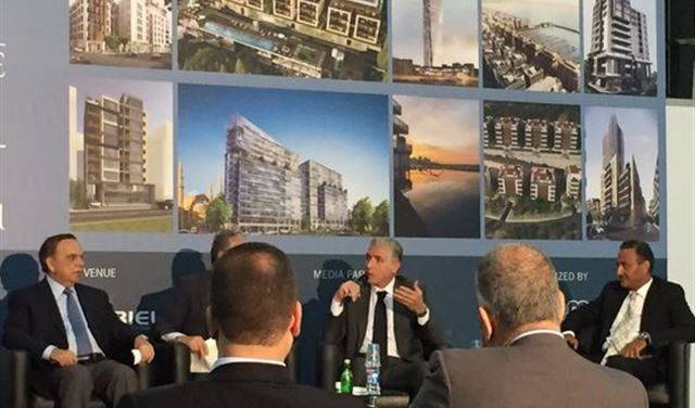 عيتاني: البلدية باشرت تشييد أبنية مواقف للسيارات