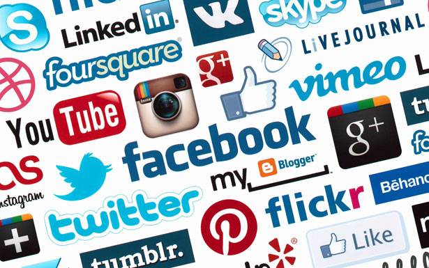 وسائل التواصل الاجتماعي تجتاح طرابلس