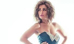 منة فضالي تشعل المواقع بصورها