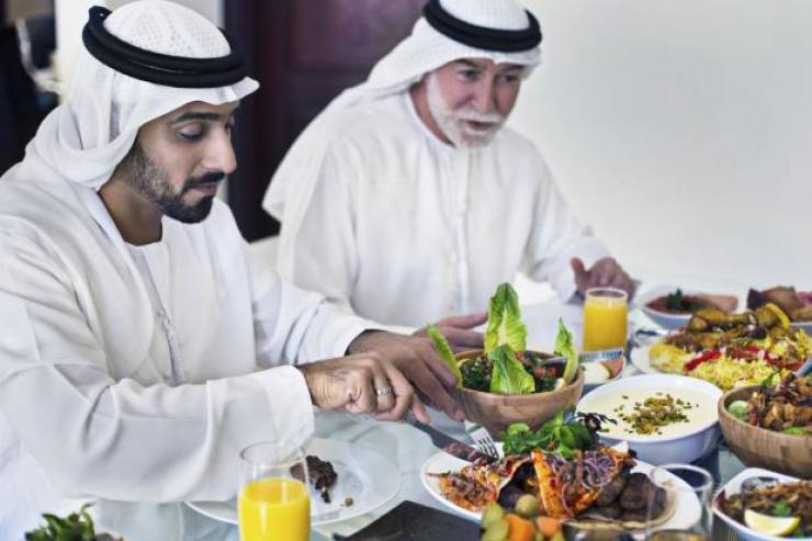 أطعمة ومشروبات قد لا تعلم أن الإسلام حرمها !