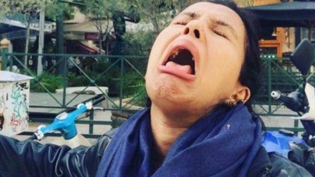 قضت شهر العسل بدون عريسها.. وهذا ما فعلته!