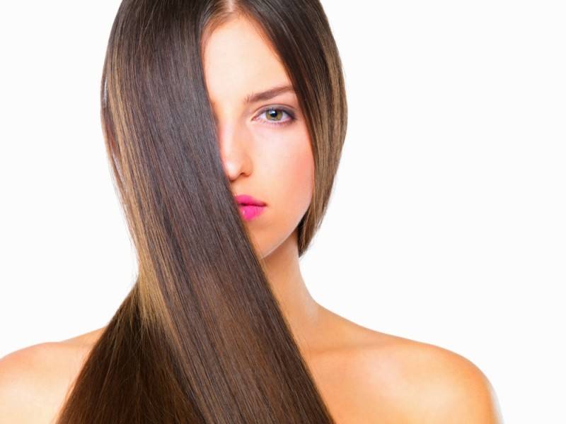 تعرّفي إلى هذه الوصفة الطبيعية لشعر أجمل