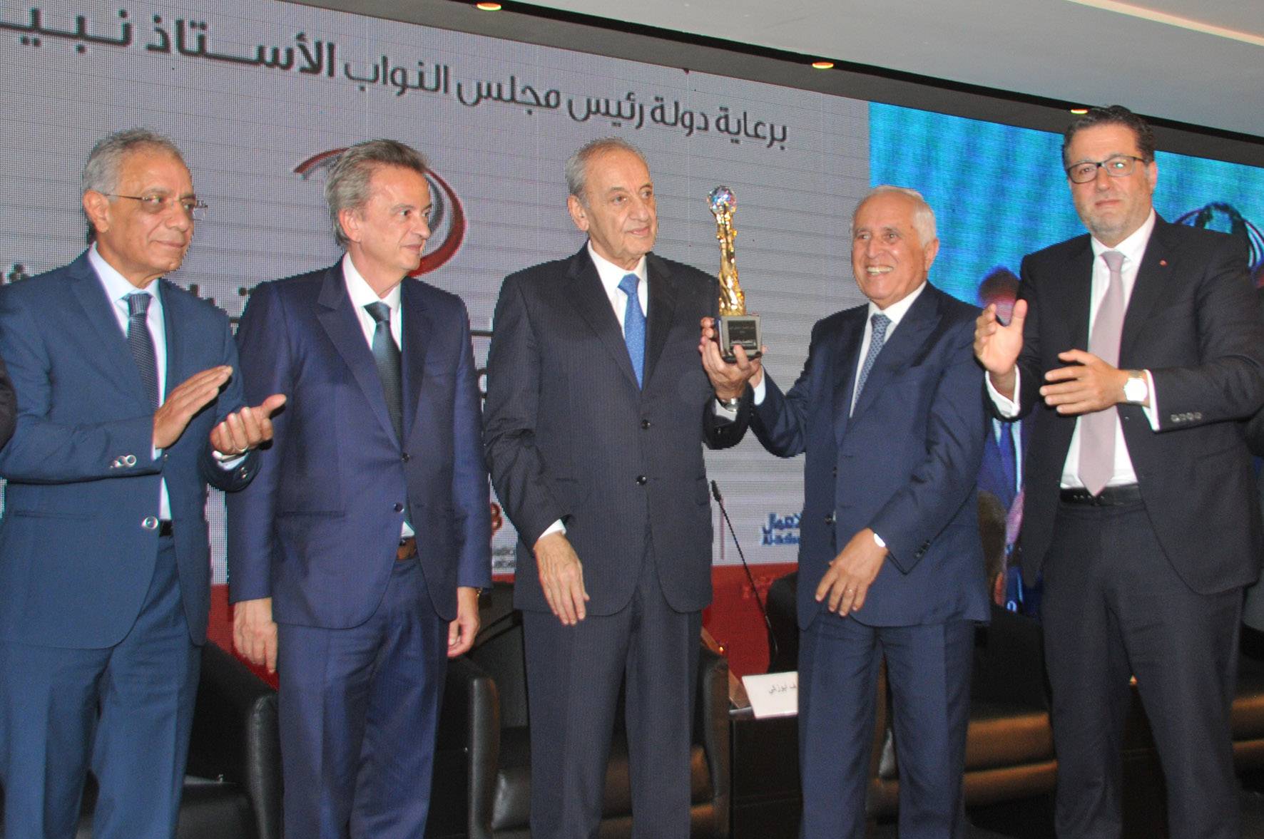 بري افتتح مؤتمر الاقتصاد الاغترابي: نؤكد تمسكنا باتفاق الطائف وبتطبيقه وبأفضل العلاقات مع الخليج والسعودية