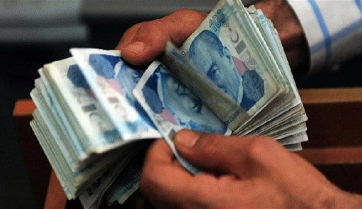 الليرة التركية تهبط لأدنى مستوى..!