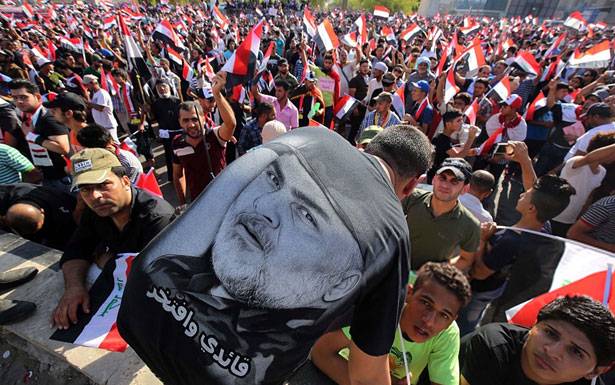 أنصار الصدر يتظاهرون : لتقديم الفاسدين الى القضاء