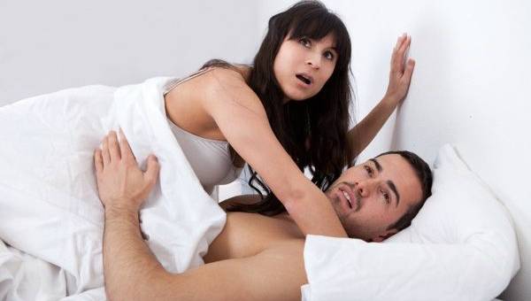 دخل زوجي السجن.. فاستقبلت شقيقه في السرير!!
