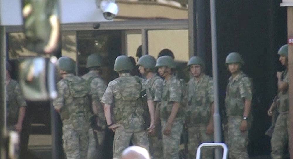 بالفيديو: لحظة الهجوم على فندق "مارماريس" حيث كان يقيم أردوغان
