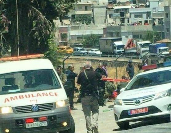 طعن جنديين- كشف هوية المصاب وهو شقيق شهيد