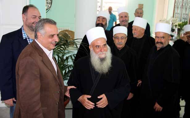 ارسلان التقى وفودا في عاليه
وجال في بزبدين معزياً