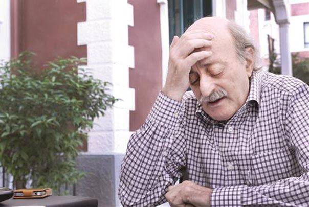 جنبلاط: الاسد يتصرف منذ الآن كمنتصر
