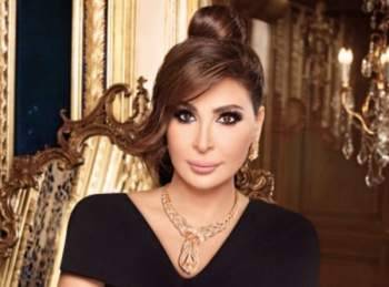 بالصورة: إليسا تستمتع بمولودها !