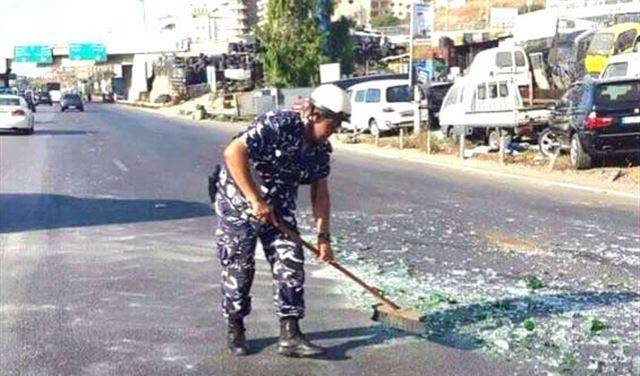المشنوق وبصبوص يكرّمان عنصرين في قوى الأمن