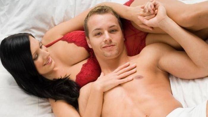 "كذبات" تقولها المرأة وعلى الرجل ألا يصدقها