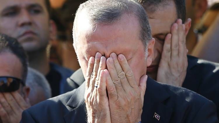 أردوغان يعلن 15 يوليو يوم ذكرى ضحايا الانقلاب
