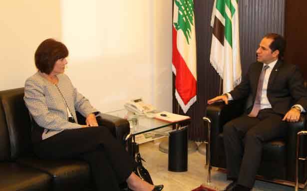 سامي الجميل التقى ريتشارد
ووفدا من بلدة القاع