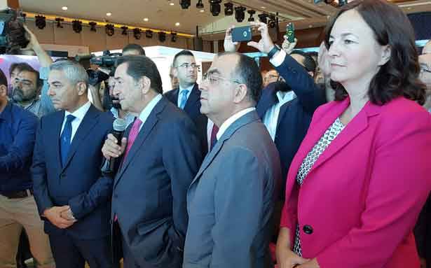 دشّن 350 موقعاً لتشغيل «G4» على الأراضي اللبنانيّة
حرب : أتمنى أن لا نستفز لأننا سنكشف النوايا
والممارسات التي دمّرت قطاع الإتصالات