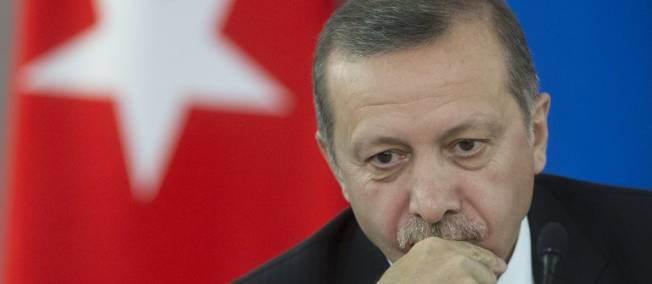 لماذا كان اتصال أردوغان عبر "فايس تايم" اللحظة المحورية التي أفشلت محاولة الانقلاب العسكري؟