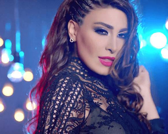 يارا تنشر ثم تحذف صورة لها.. فما علاقة إليسا؟