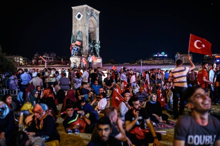 مدة احتجاز الموقوفين في تركيا يمكن ان تصل الى ثلاثين يوما في اطار حالة الطوارىء