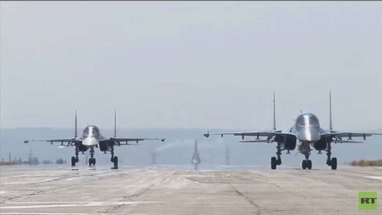 قصف الطيران الروسي لقاعدة التنف تم بعلم الأمريكان