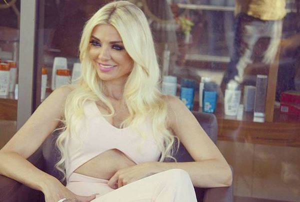 الدولة اللبنانية تشتكي ميريام كلينك بسبب ملابسها المثيرة