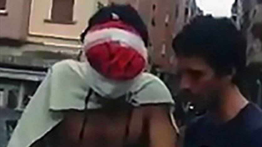 فيديو طريف: ظن بأنه سيقوم بالقفز بالمطاط... فكيف خدعه الأصدقاء؟