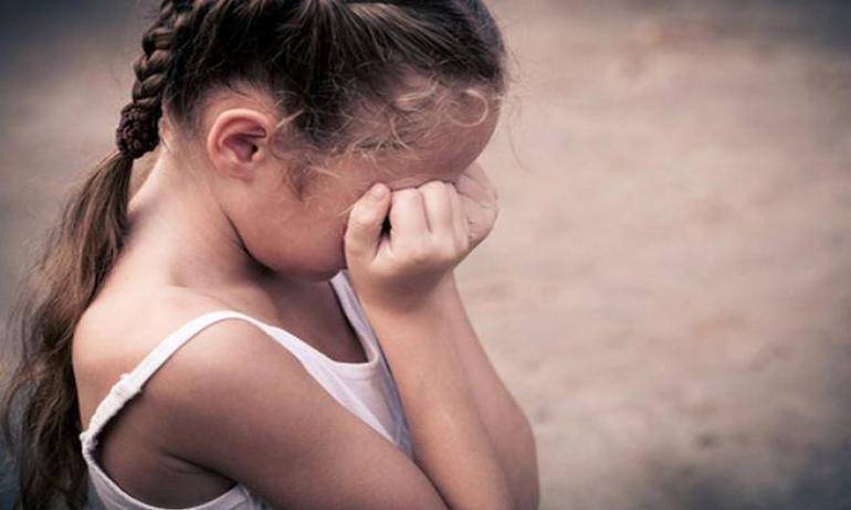 من منزلها إلى مجمع شقق سكنية.. خطف ابنة الـ"5 سنوات" واغتصبها!