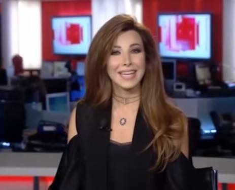 بالفيديو.. نانسي عجرم مذيعة أخبار!!