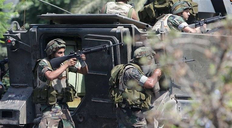 تفاصيل عملية القاء القبض على لبناني وطبيب أبو مالك التلة