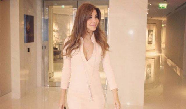 نانسي عجرم تسرق الأنظار بموقف إنساني