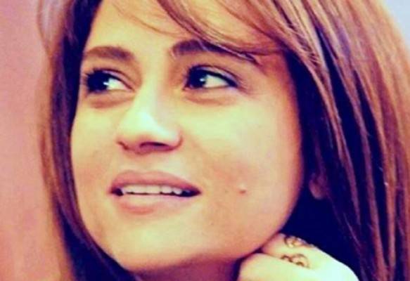 جوليا بطرس تفاجئ الجمهور بأغنية ثانية (فيديو بالداخل)