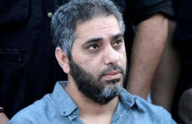 بالصورة - فنان يمدح بالإرهابي فضل شاكر .. من هو ؟