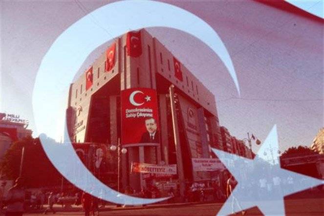 دبي تُسلّم أنقرة جنرالين تركيّين على خلفيّة الانقلاب
