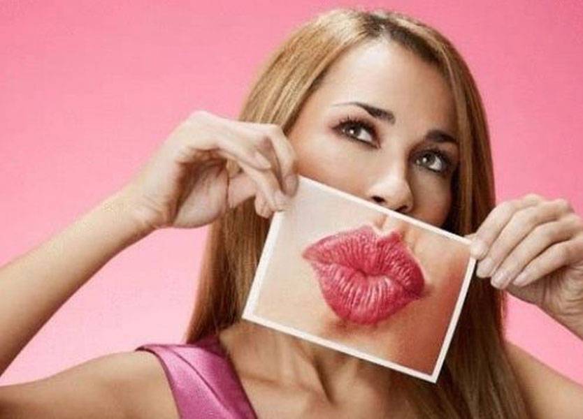 30 ثانية فقط لتكبير شفتيك!