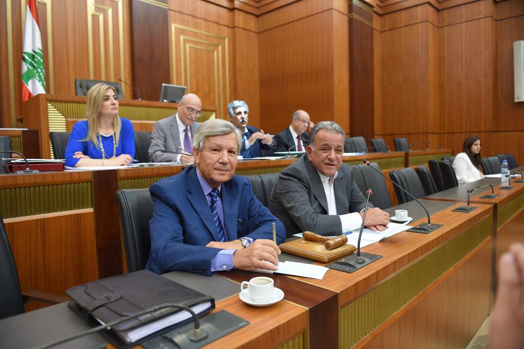 اللجان اكدت ضرورة وضع نظام انتخاب جديد ومناقشة المختلط لأنه يشكل اكبر مساحة مشتركة للكتل النيابية