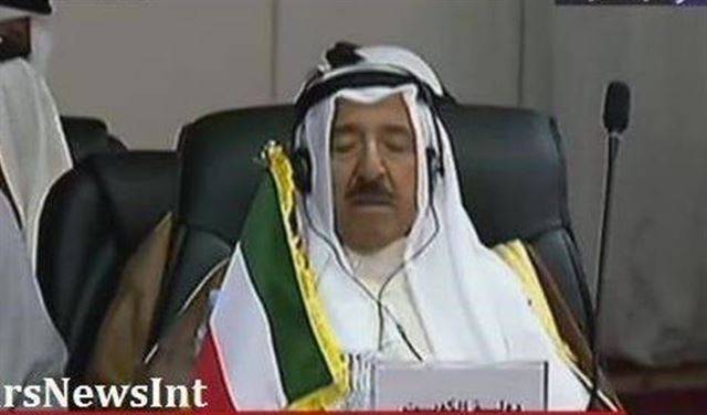 بالصور.. قادة عرب يغطون في الـ"نوم" خلال قمة نواكشوط