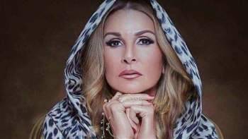 يسرا: يوم حزين للفن المصري