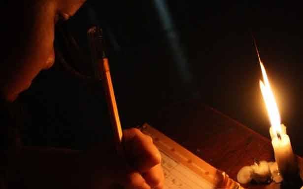 ما سرّ علاقة السياسيين بمافيا المولدات؟