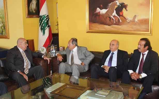 لحود استقبل «المرابطون»
و«تجمّع العلماء» وشخصيّات