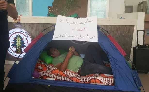 خيمة على «الكهرباء» وإضراب عن الطعام
مُياومو الجيّة يُقرّرون الإعتصام المفتوح