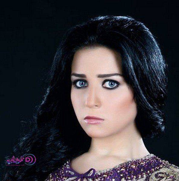 بالصورة المثيرة: مي عز الدين تثير إعجاب جمهورها  من دون ماكياج!